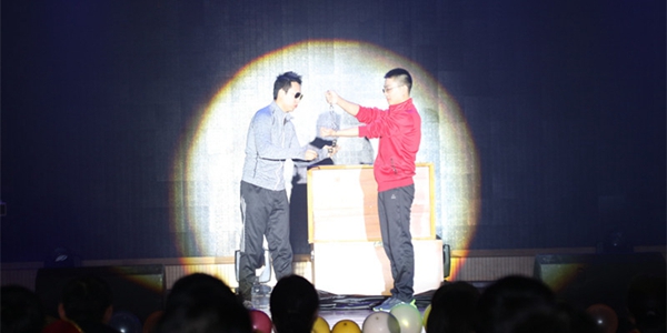 14、檢測(cè)公司魔術(shù)《逃脫》.jpg